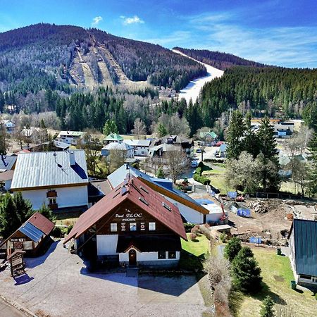 Pension Ploc Гаррахов Екстер'єр фото